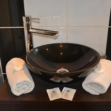 B&B A L'Essentiel 3* Thulin