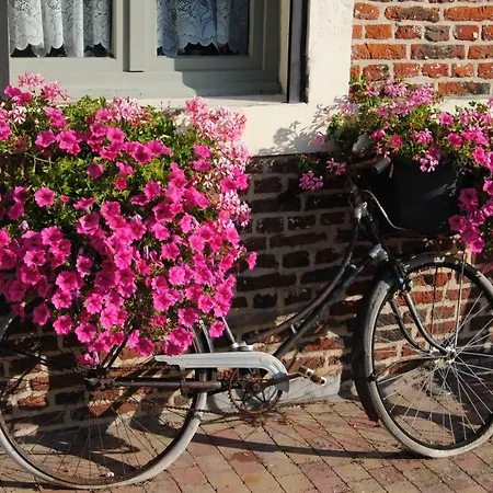 B&B A L'Essentiel Bed & Breakfast Thulin